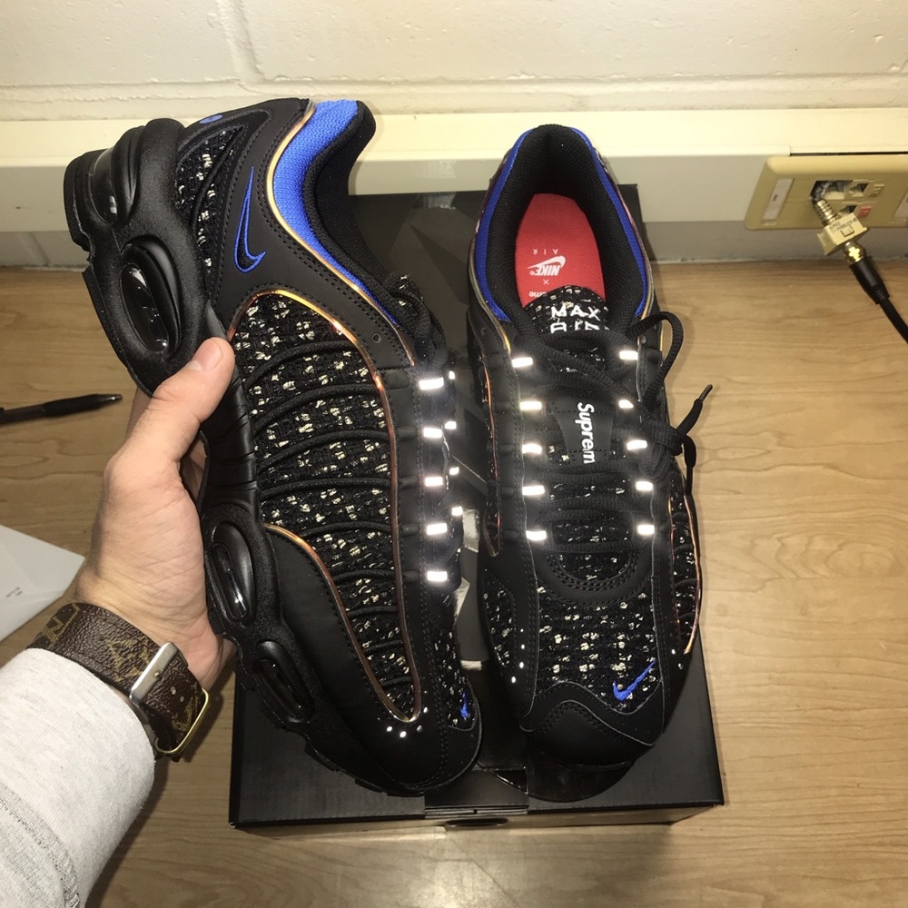 Nike X Supreme Tailwind